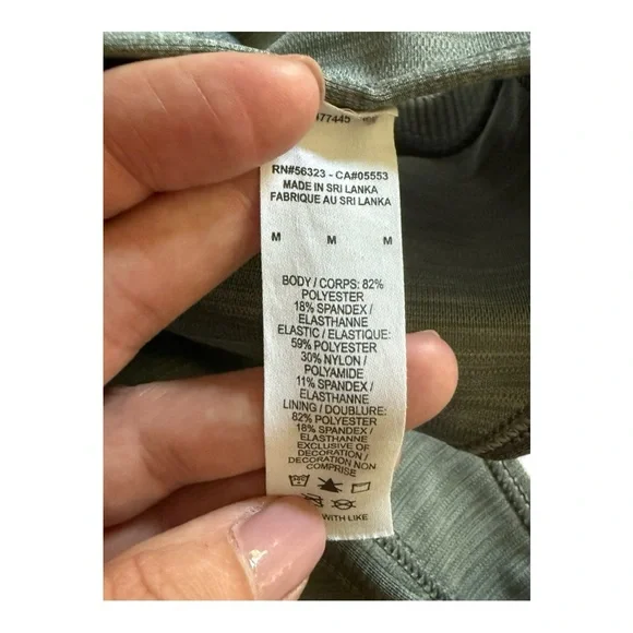 Women’s Nike Racerback Sports Bra! Grey! Size 8! - Picture 5 of 5